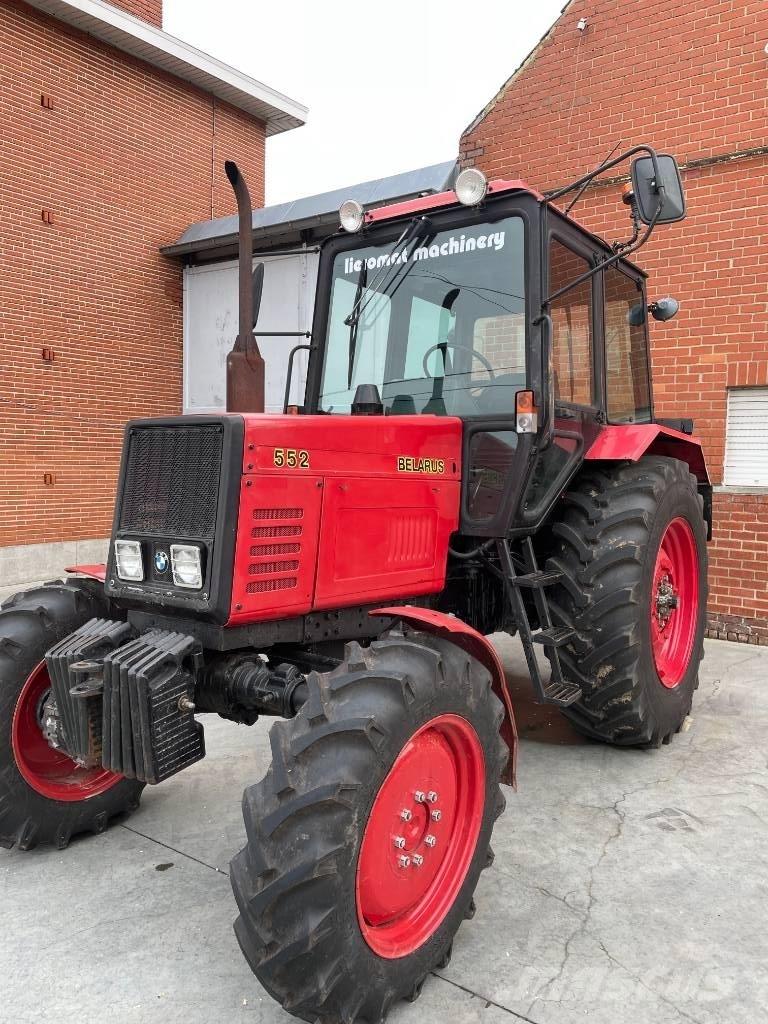 Belarus 552 Traktori