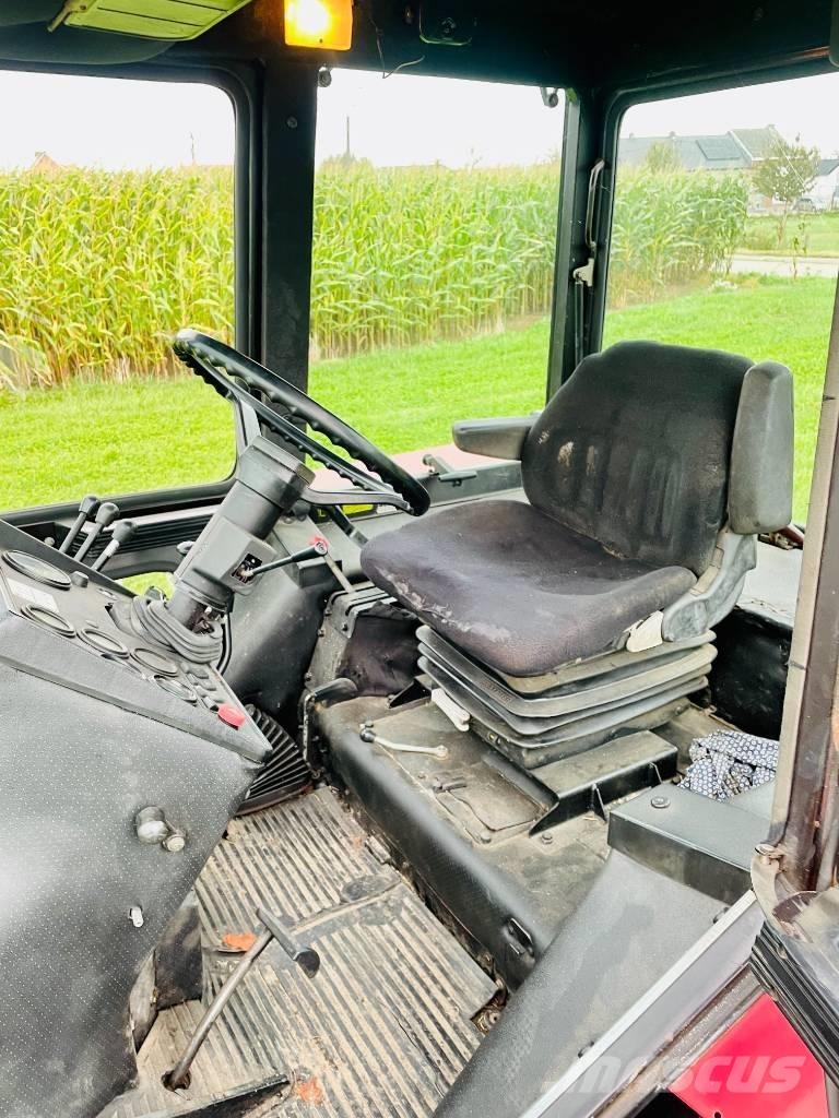 Belarus 552 Traktori