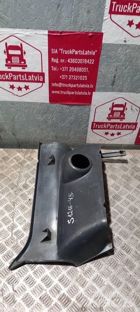 Scania R 440  1442653 Kabīnes un interjers