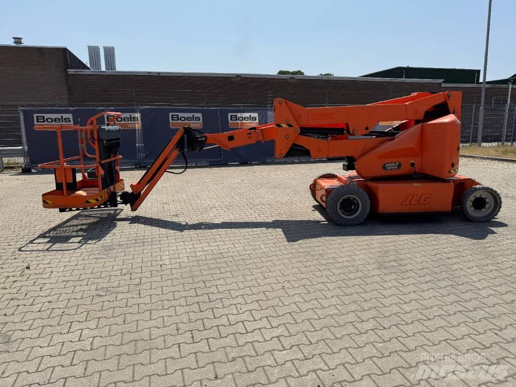JLG E400AJPN Strēles pacēlāji