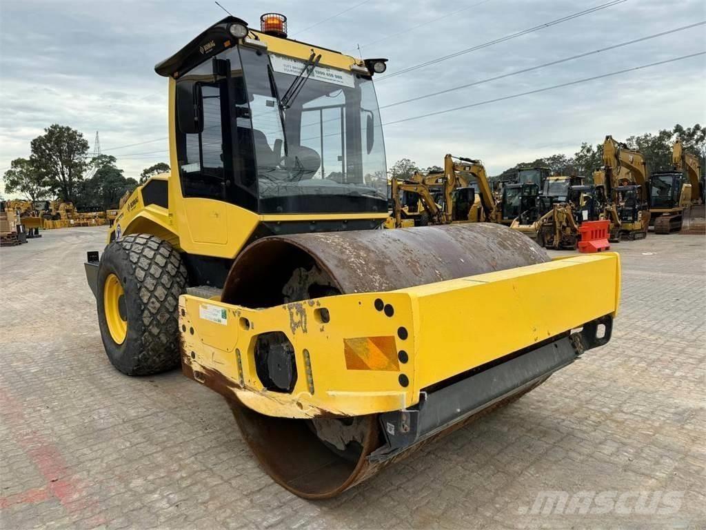 BMW 213D Vienvalča grunts veltņi