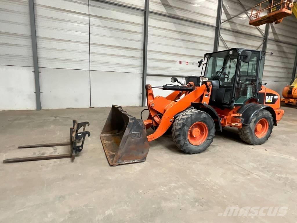 CAT 908 H Iekrāvēji uz riteņiem