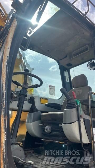 JCB JS 175 W Ekskavatori uz riteņiem