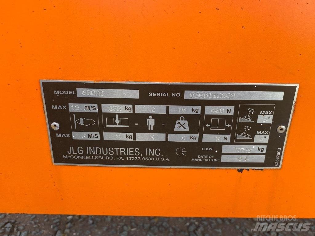 JLG 600 AJ Strēles pacēlāji