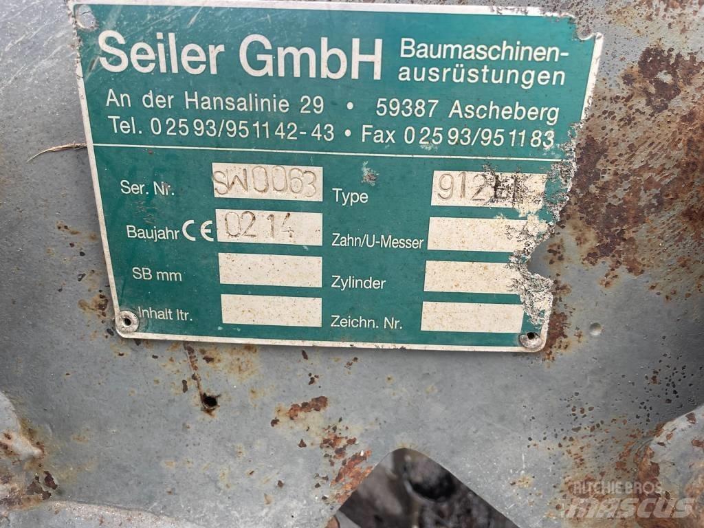 Liebherr 912 LC Kāpurķēžu ekskavatori