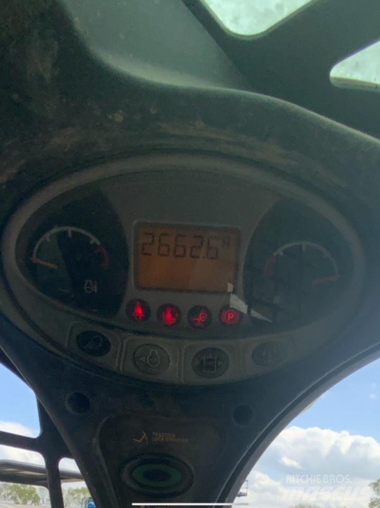 Bobcat T 630 Lietoti riteņu kompaktiekrāvēji