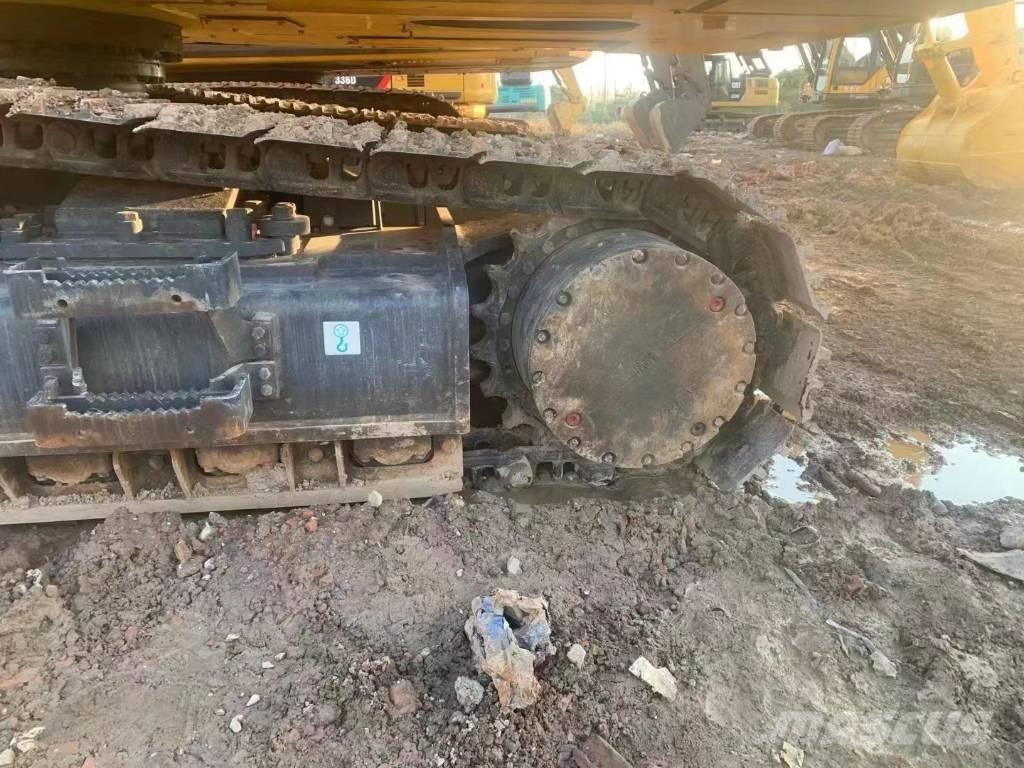 Komatsu pc 450 Kāpurķēžu ekskavatori