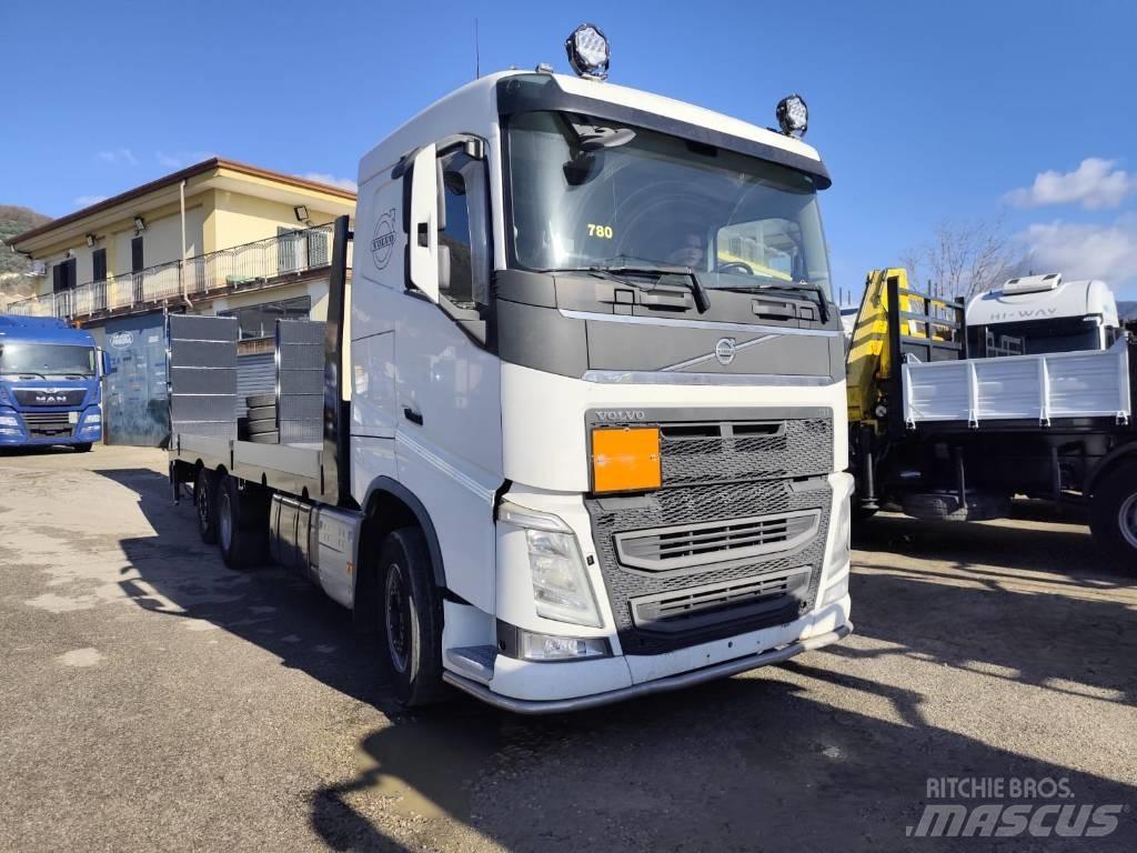 Volvo FH 13 540 Platformas/kravas mašīnas ar vinču