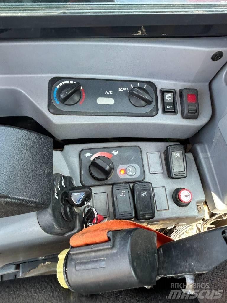 Kubota KX 080-4 Vidēja lieluma ekskavatori 7 t - 12 t