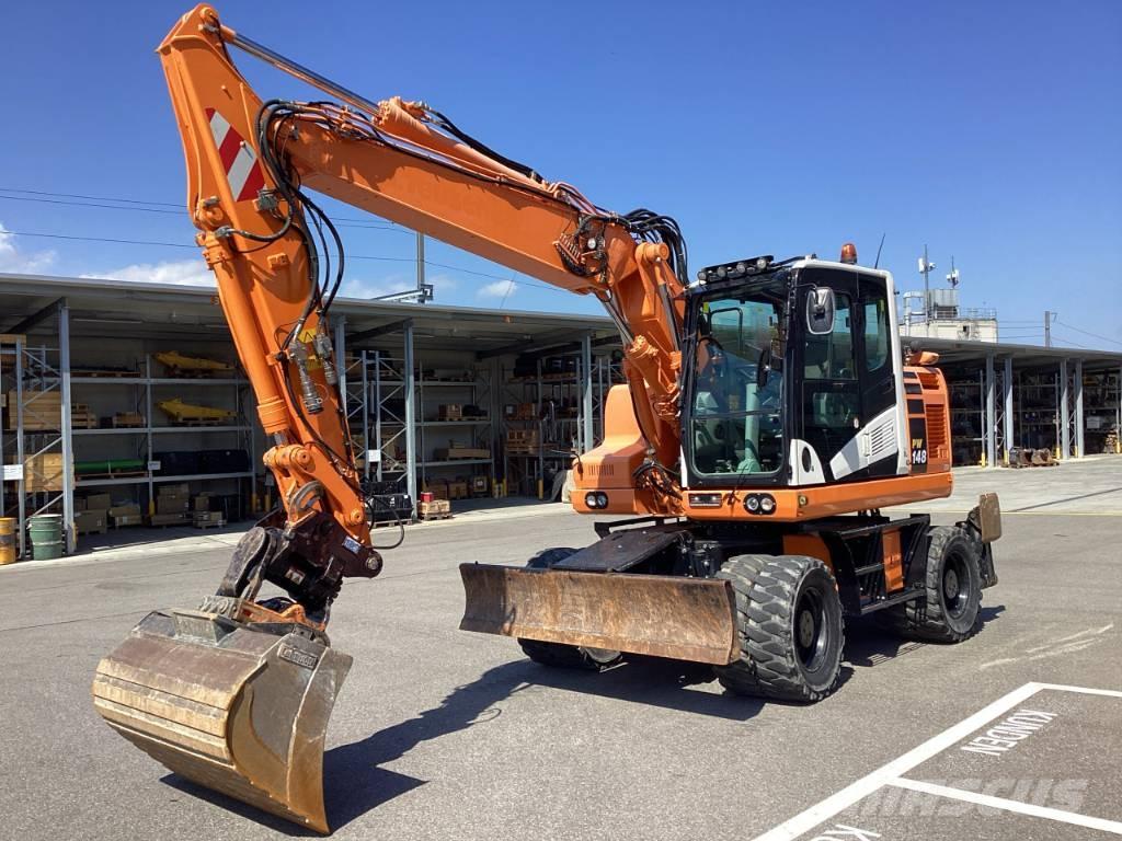 Komatsu PW 148-11 Ekskavatori uz riteņiem