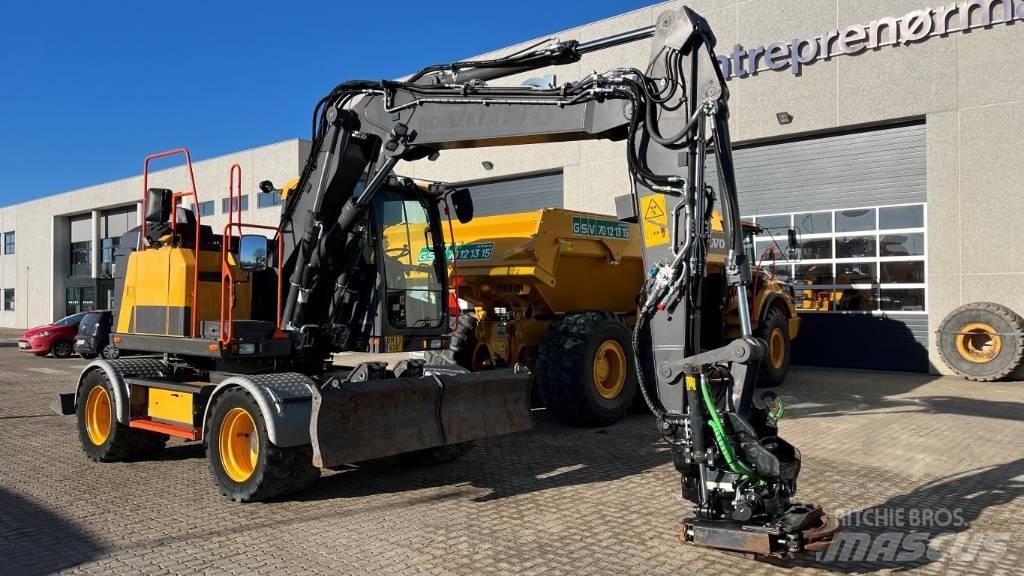 Volvo EWR130E Ekskavatori uz riteņiem