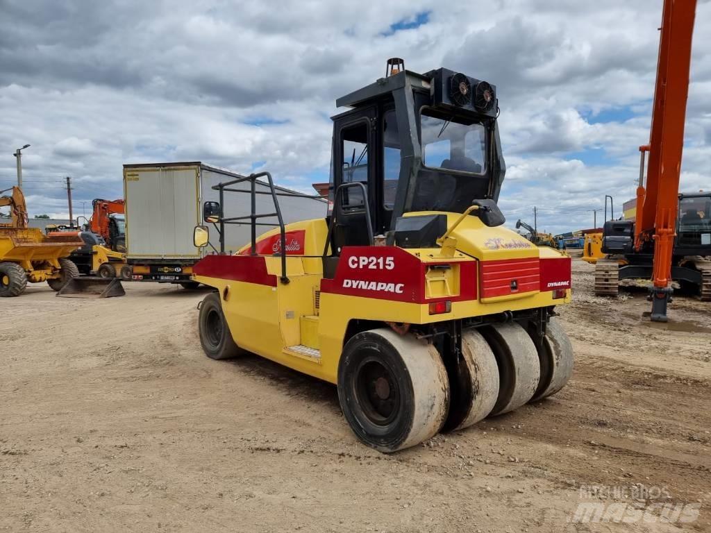 Dynapac CP 215 Pneimatiskie veltņi