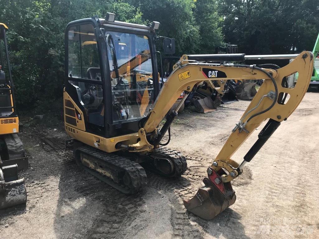 CAT 301.7 D Mini ekskavatori < 7 t