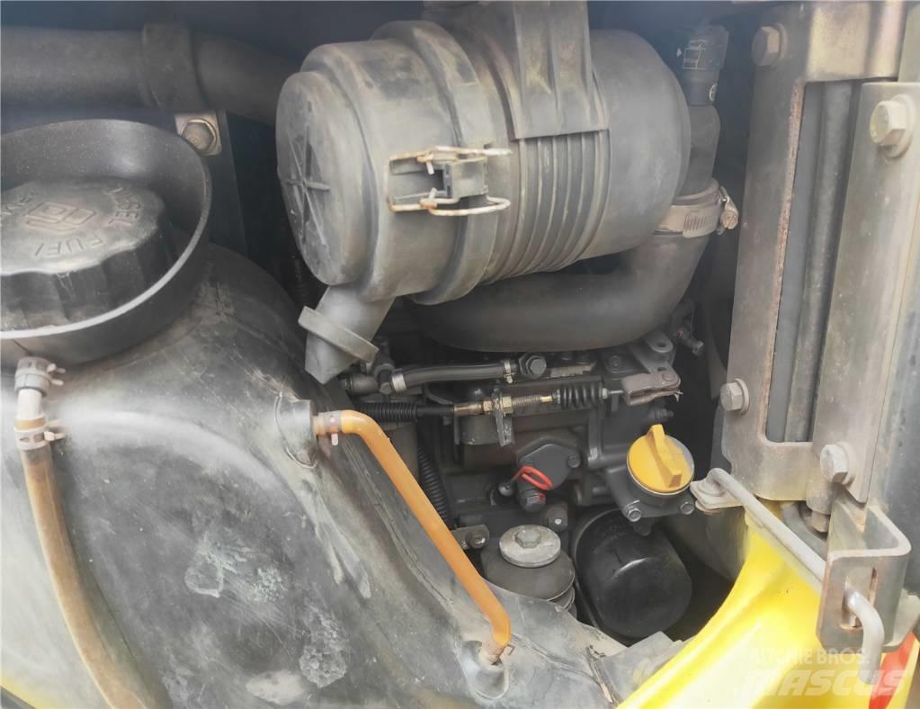 Komatsu PC18 Kāpurķēžu ekskavatori