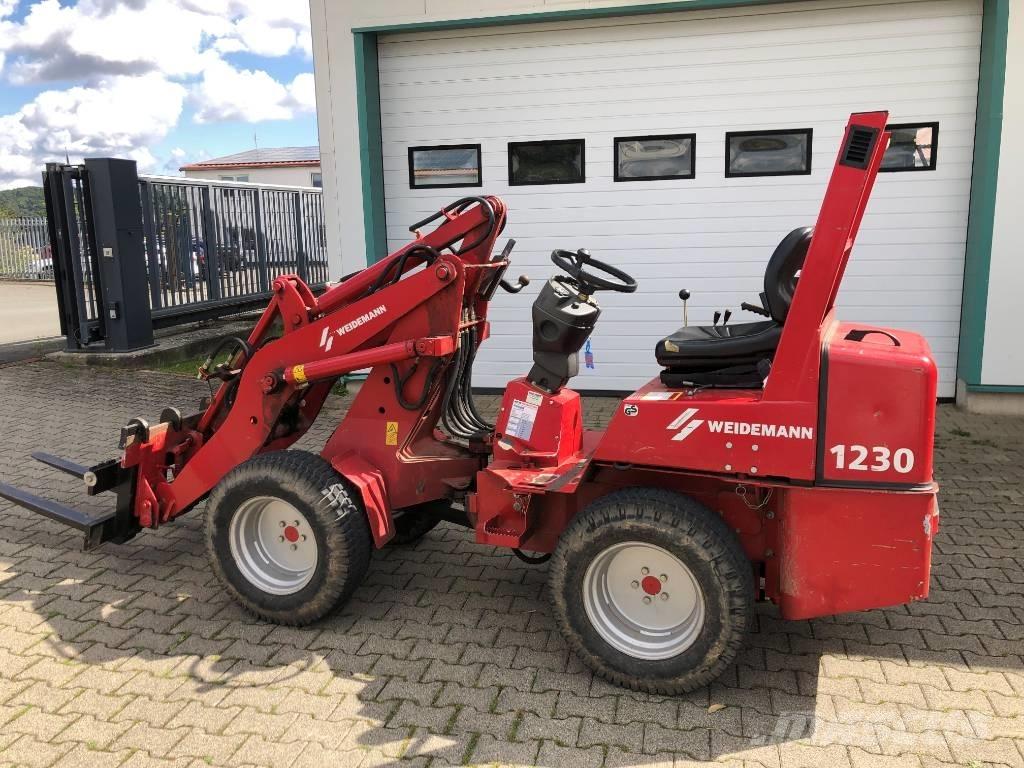 Weidemann 1230 Iekrāvēji uz riteņiem