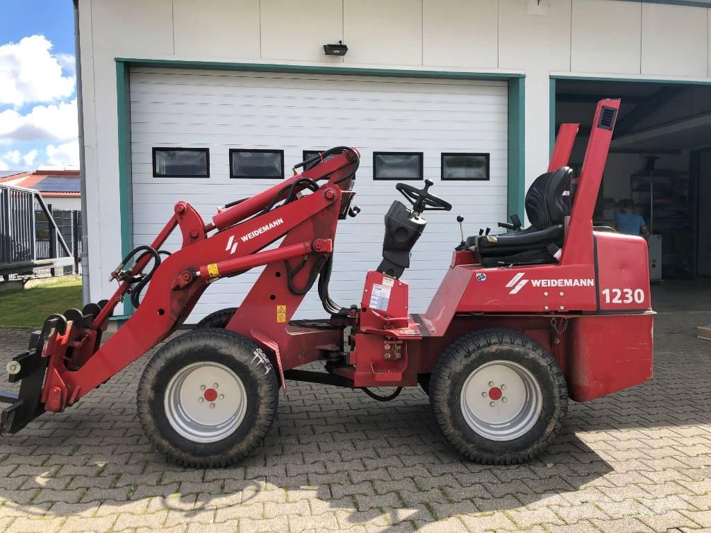 Weidemann 1230 Iekrāvēji uz riteņiem