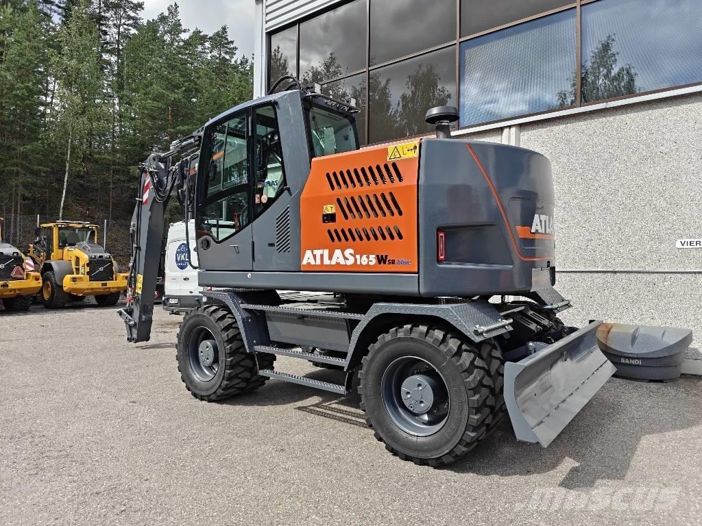 Atlas 165WSR Ekskavatori uz riteņiem