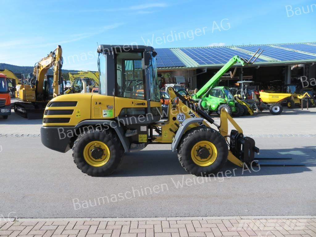 Yanmar V 80 Iekrāvēji uz riteņiem