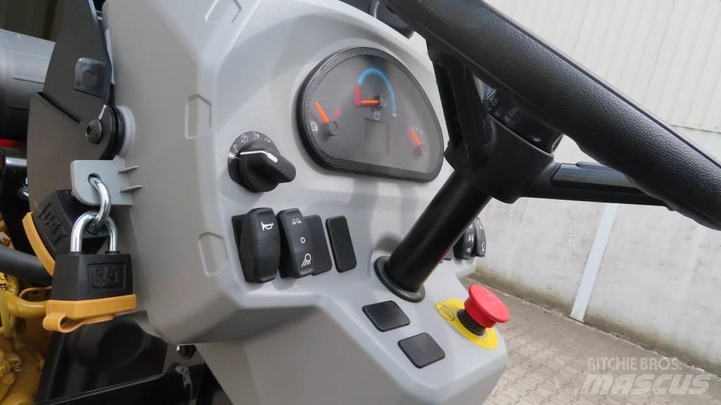 CAT CB4.0 Divvalču grunts veltņi