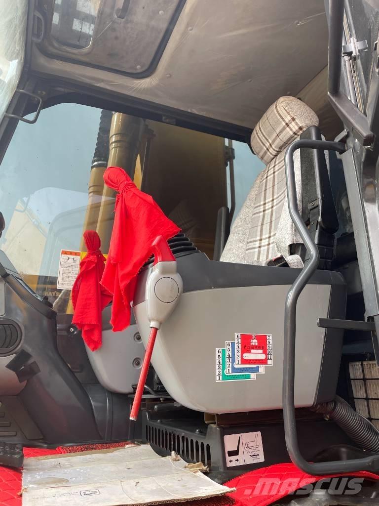 Komatsu PC 200-8 Kāpurķēžu ekskavatori