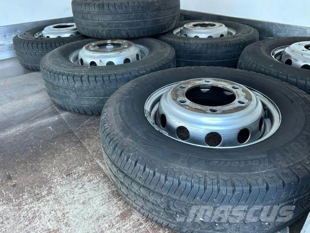 Iveco Daily Preču pārvadāšanas furgoni