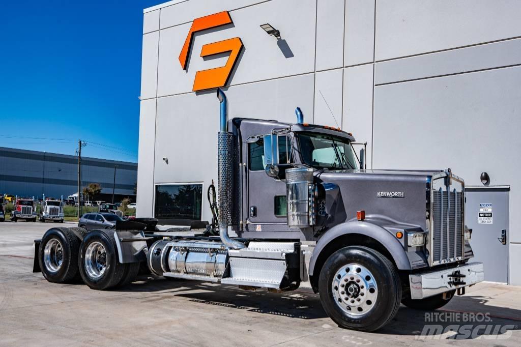 Kenworth W 900 Vilcēji