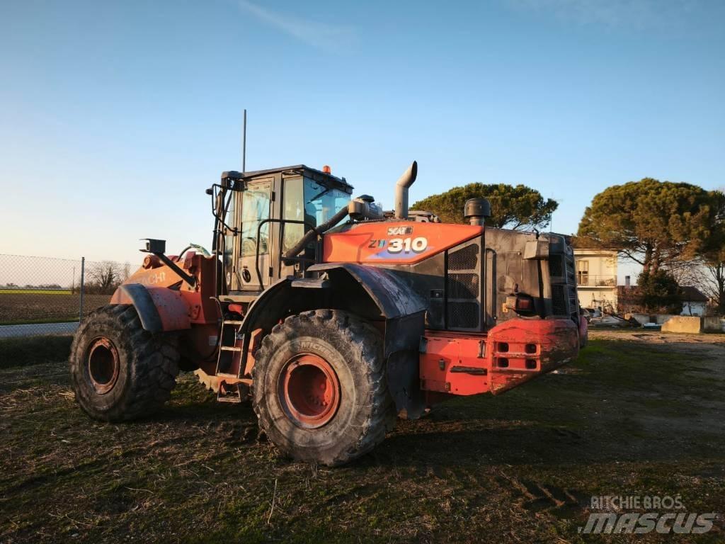 Hitachi ZW 310-6 Iekrāvēji uz riteņiem