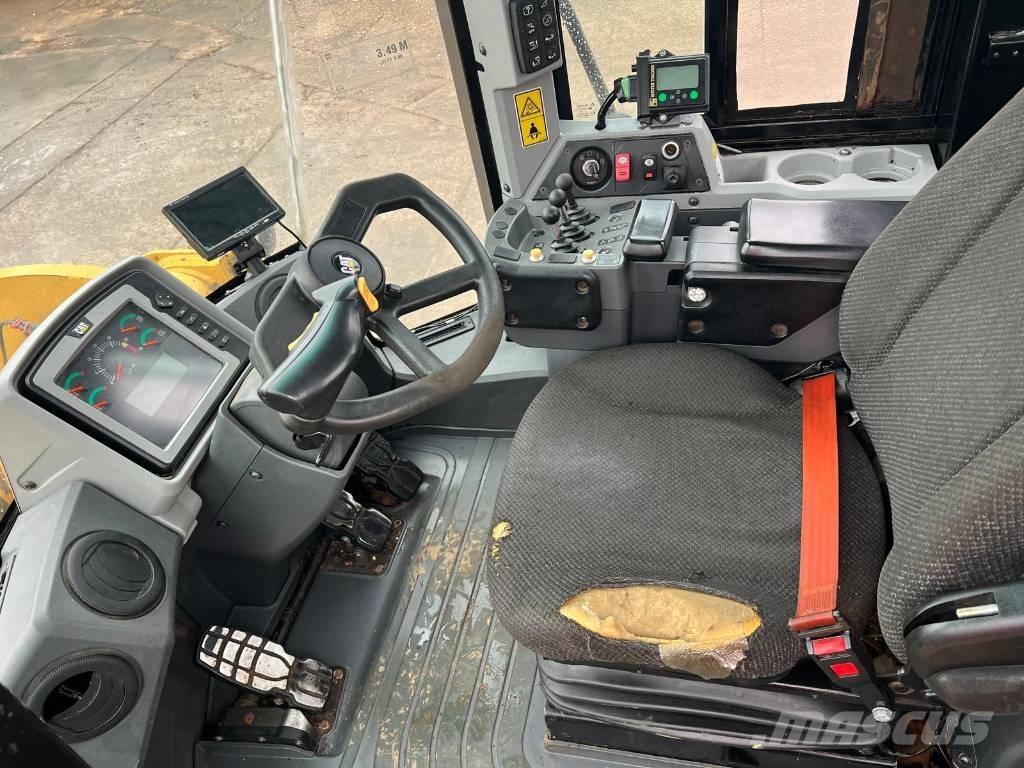 CAT 950 K Iekrāvēji uz riteņiem