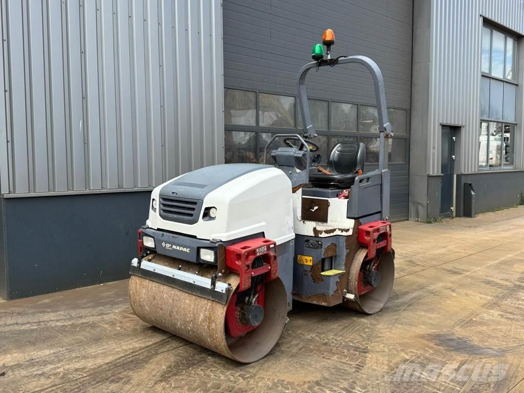Dynapac CC1200 Divvalču grunts veltņi