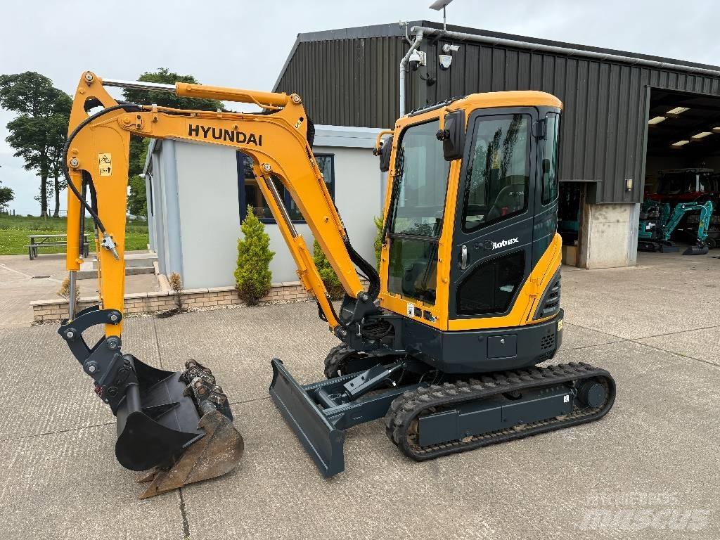 Hyundai R25Z-9 AK Mini ekskavatori < 7 t