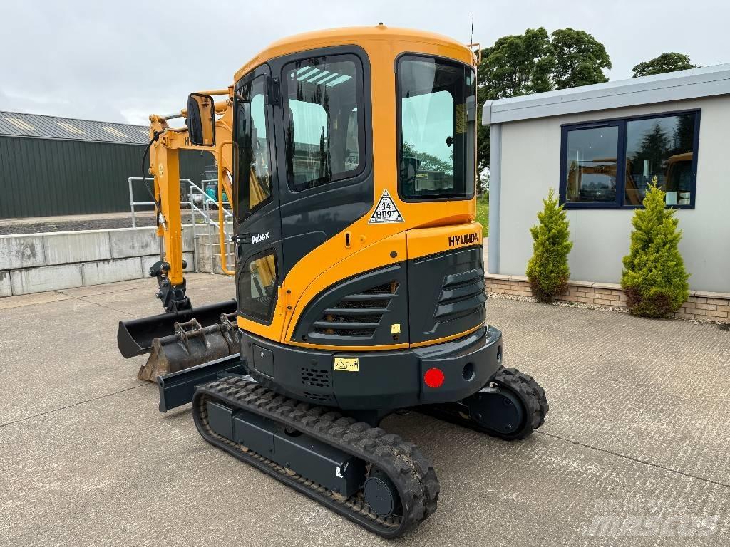 Hyundai R25Z-9 AK Mini ekskavatori < 7 t