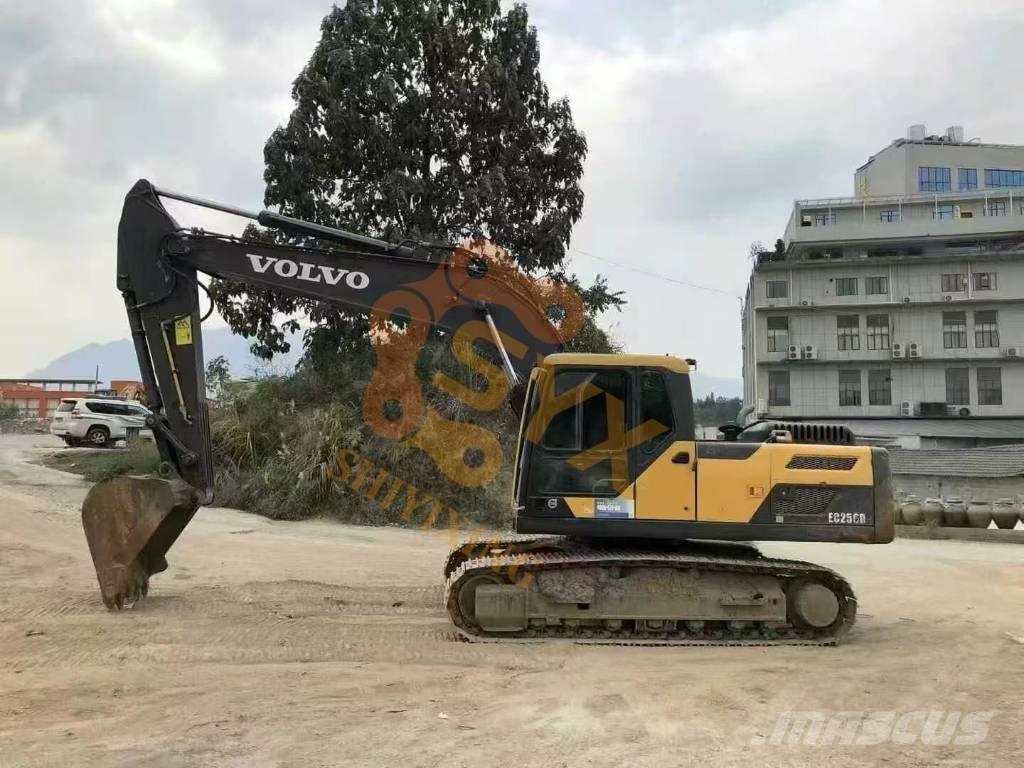 Volvo EC 210 B LC Kāpurķēžu ekskavatori