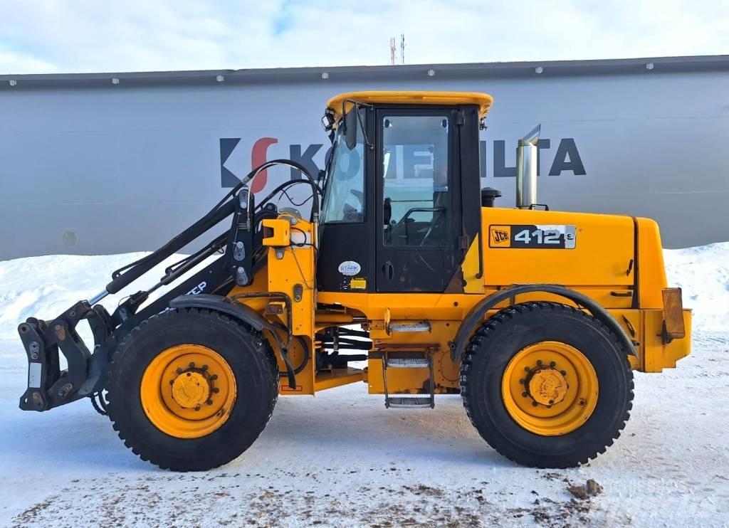 JCB 412 S Iekrāvēji uz riteņiem