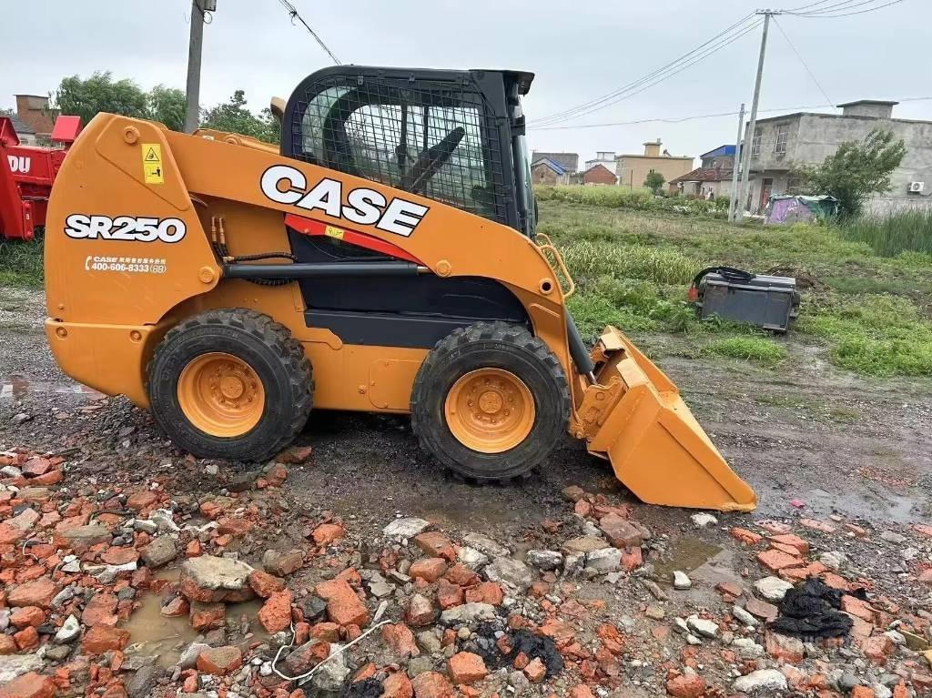 CASE SR 250 Lietoti riteņu kompaktiekrāvēji