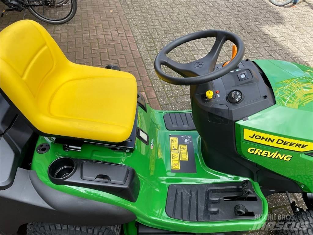 John Deere X167R Pļaujmašīnas