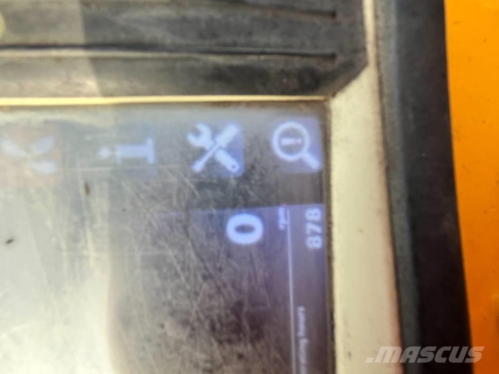 Knikmops KM 250 Iekrāvēji uz riteņiem