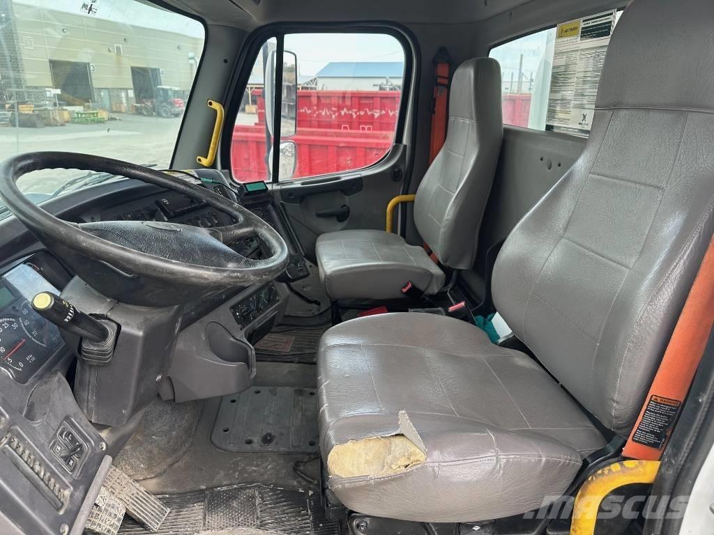 Freightliner 108 SD Citi