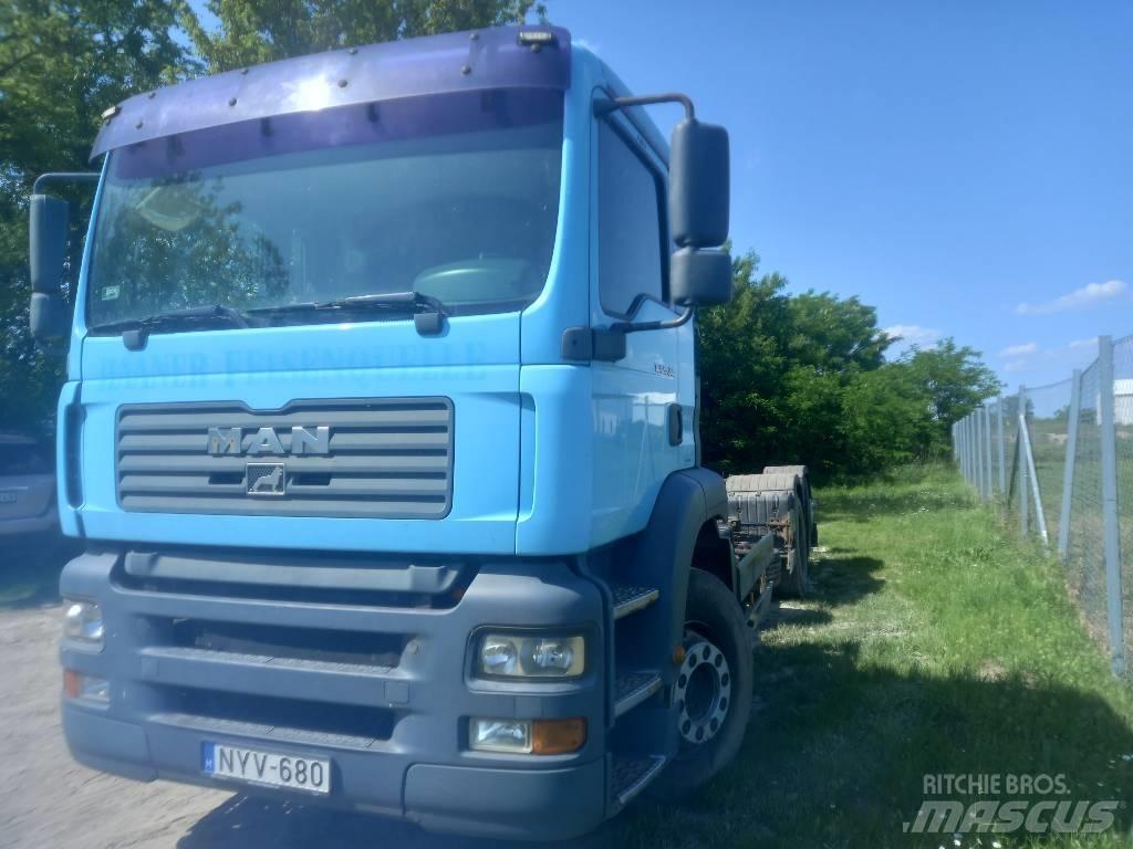 MAN 26.363 FNLC Šasija ar kabīni