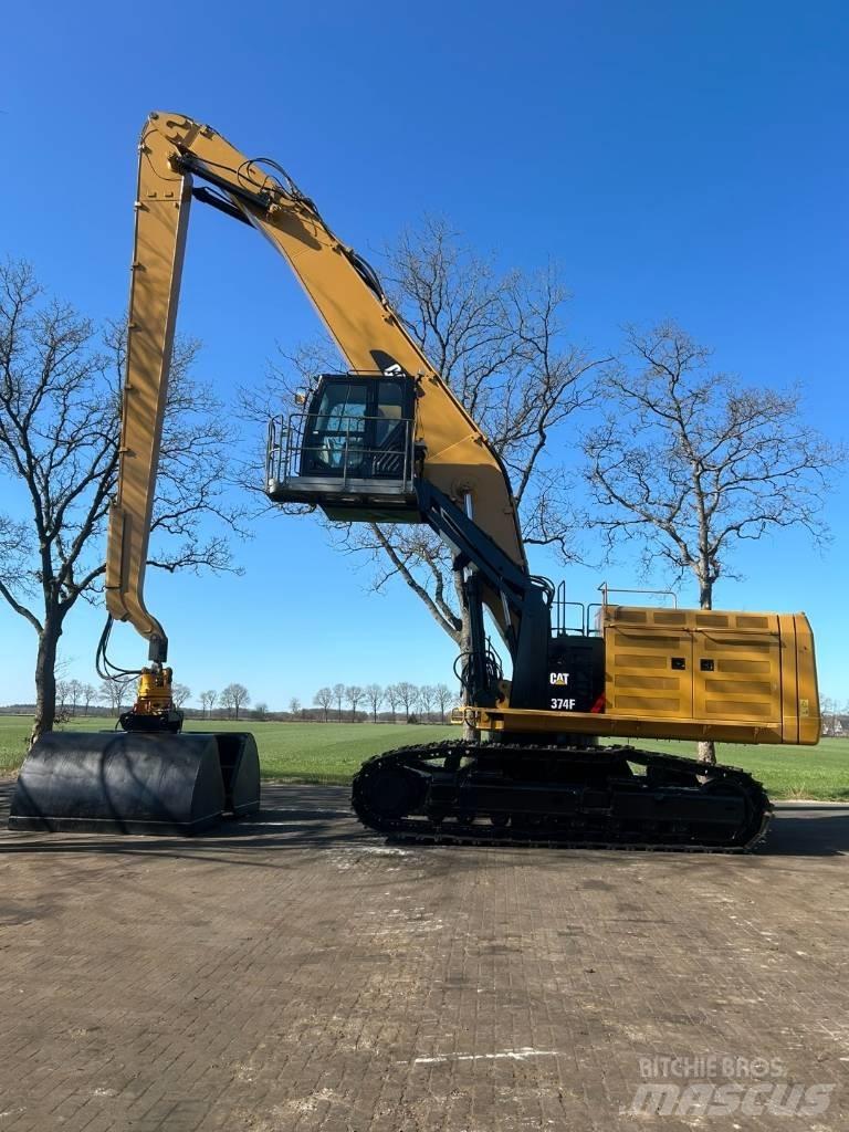CAT 374 F Industriālie iekrāvēji