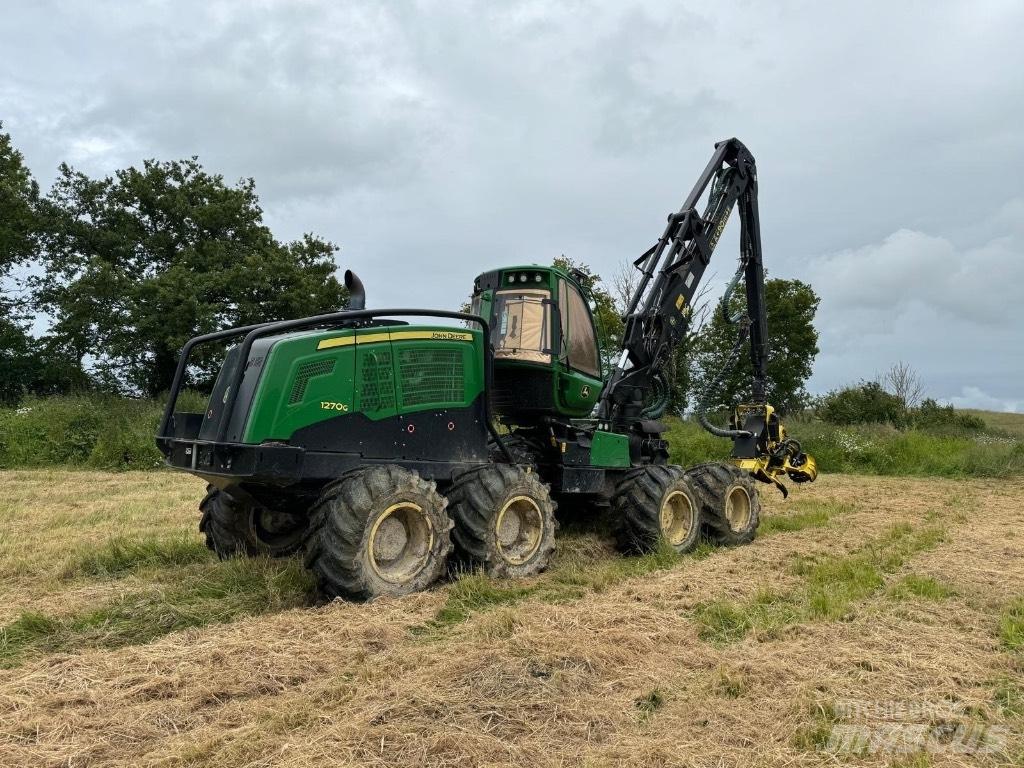John Deere 1270G 8WD Harvesteri