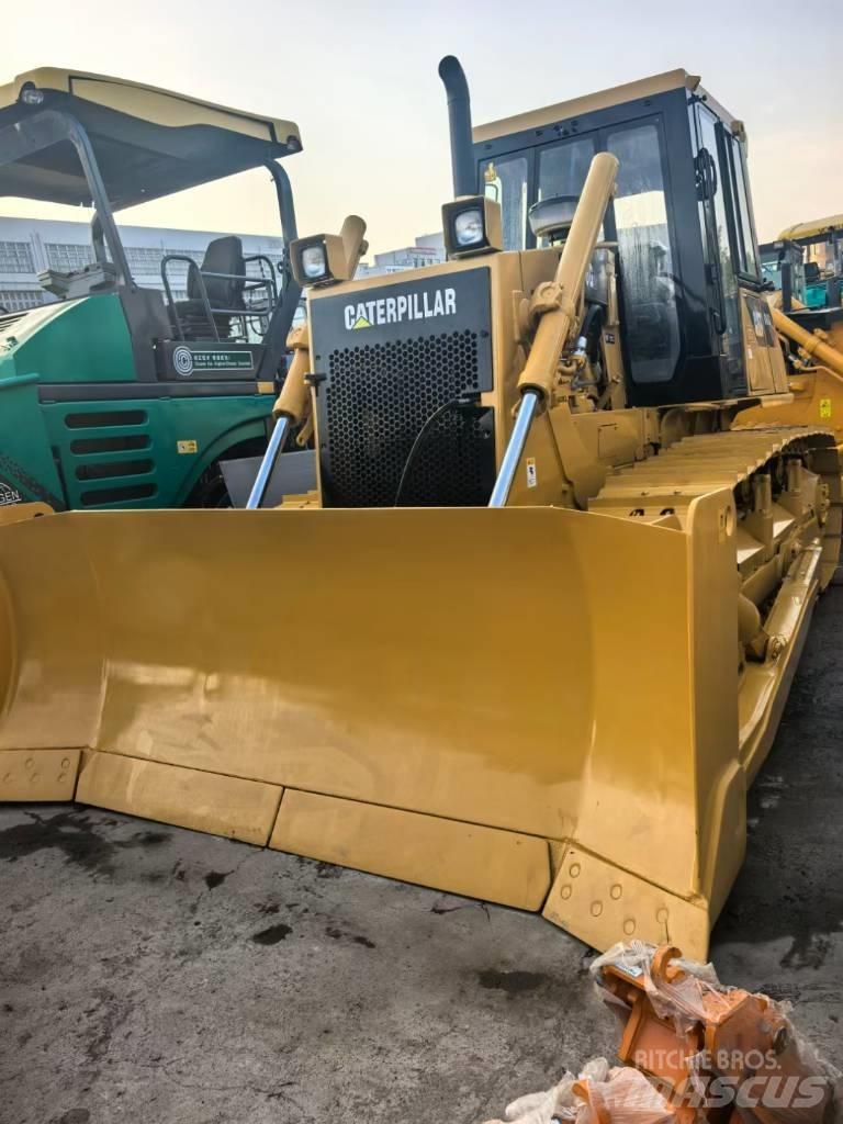 CAT D6G Kāpurķēžu buldozeri