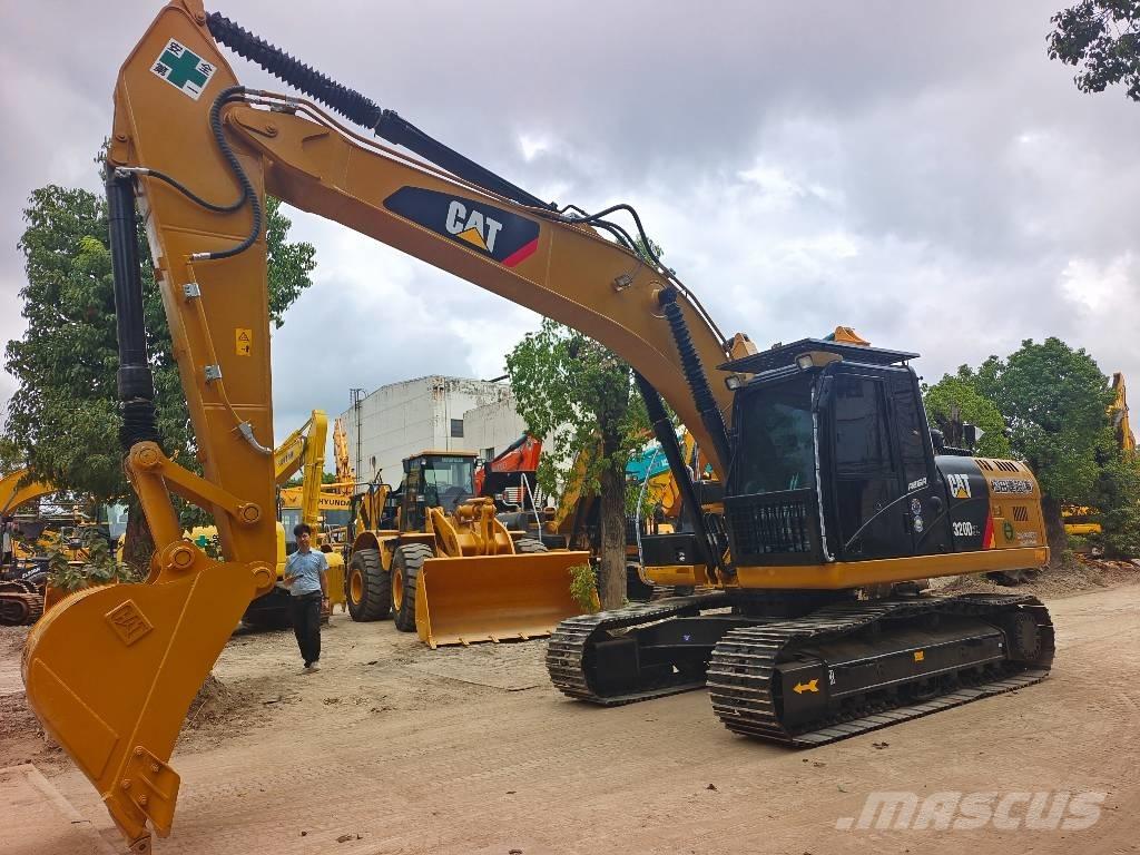 CAT 320D Kāpurķēžu ekskavatori