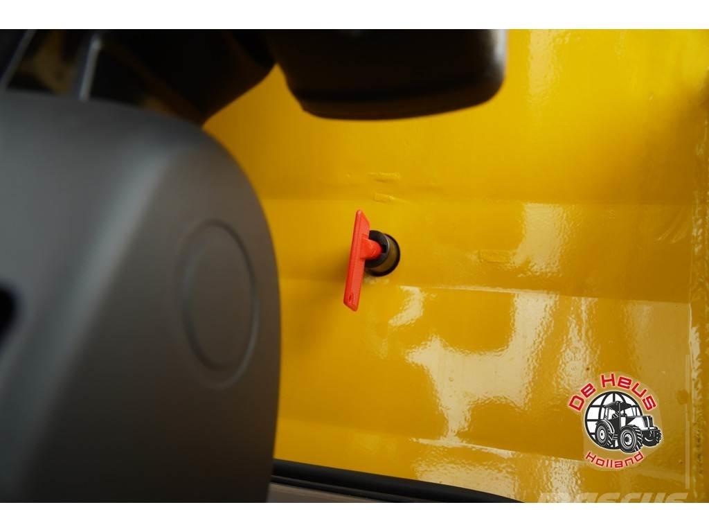 Eurotrac W11 Iekrāvēji uz riteņiem
