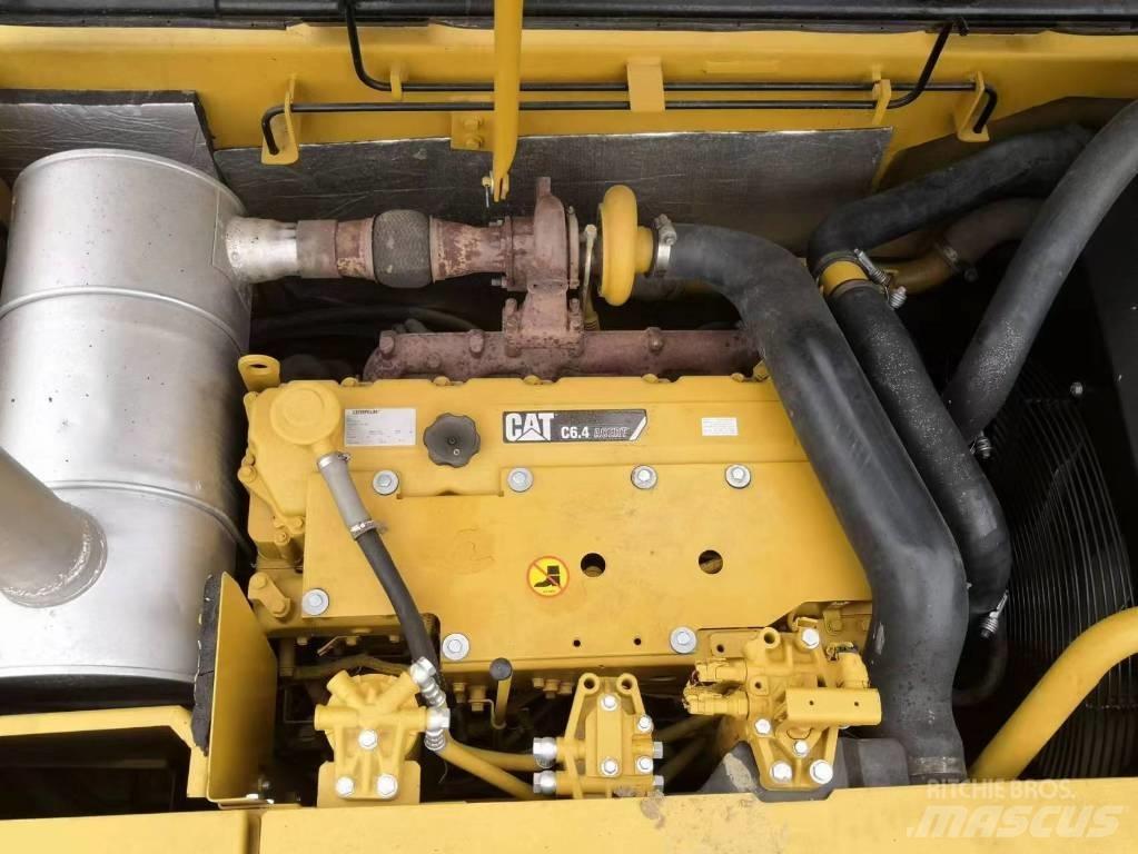 CAT 320 D Kāpurķēžu ekskavatori