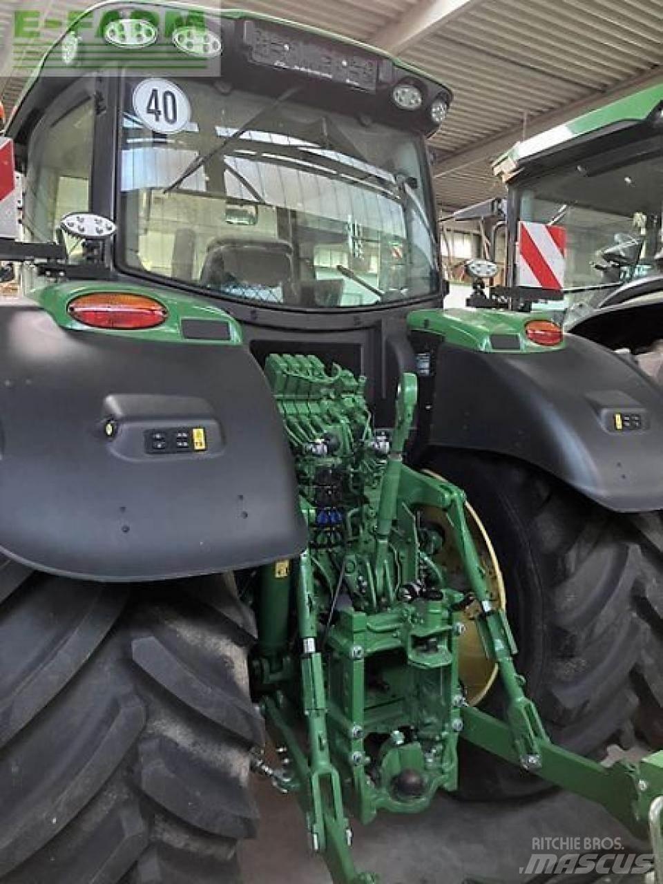 John Deere 6r 215 Traktori