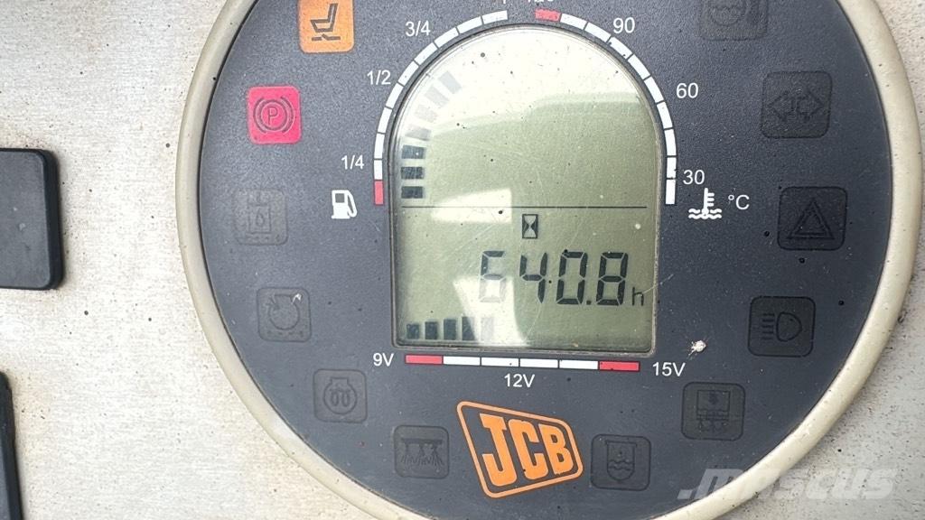 JCB VMT 430-130 Divvalču grunts veltņi