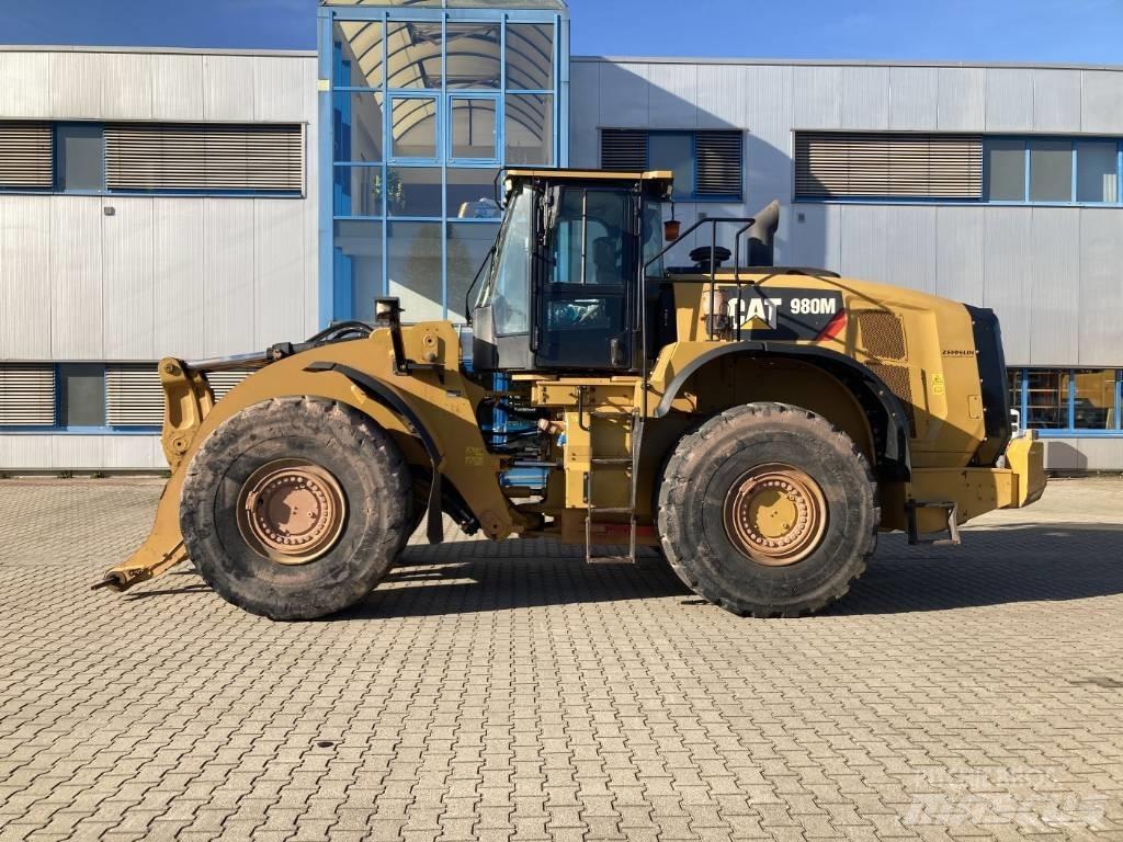 CAT 980 M Iekrāvēji uz riteņiem