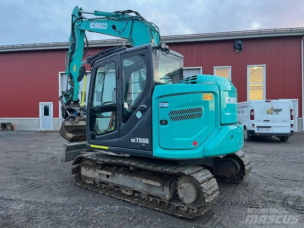 Kobelco SK 75 SR Vidēja lieluma ekskavatori 7 t - 12 t