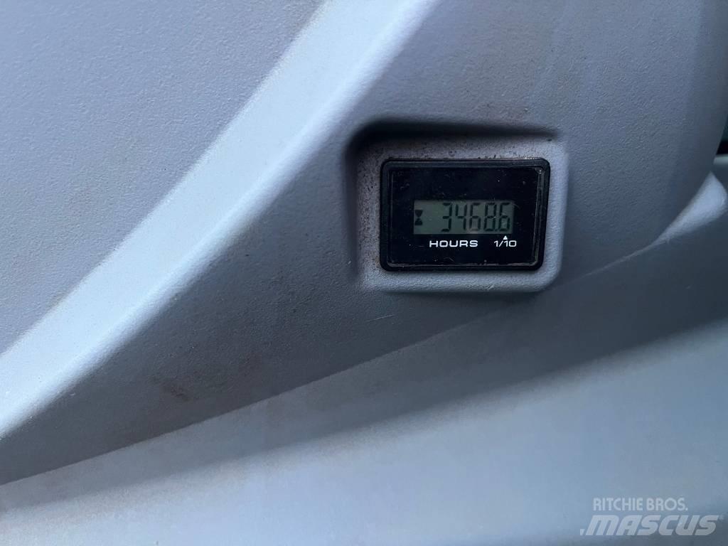 Kobelco SK 75 SR Vidēja lieluma ekskavatori 7 t - 12 t