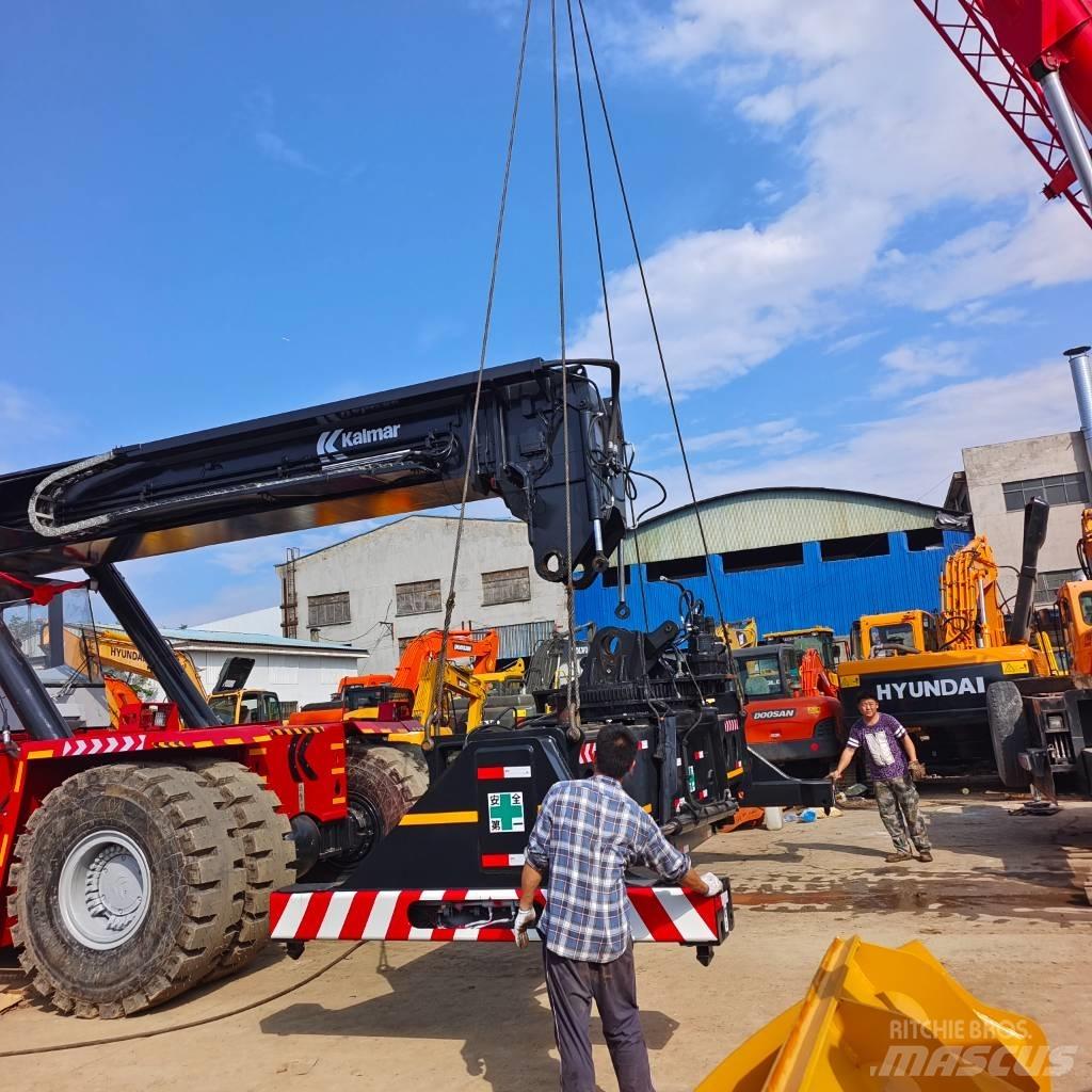 Kalmar DRF 450 Konteineru pacēlāji